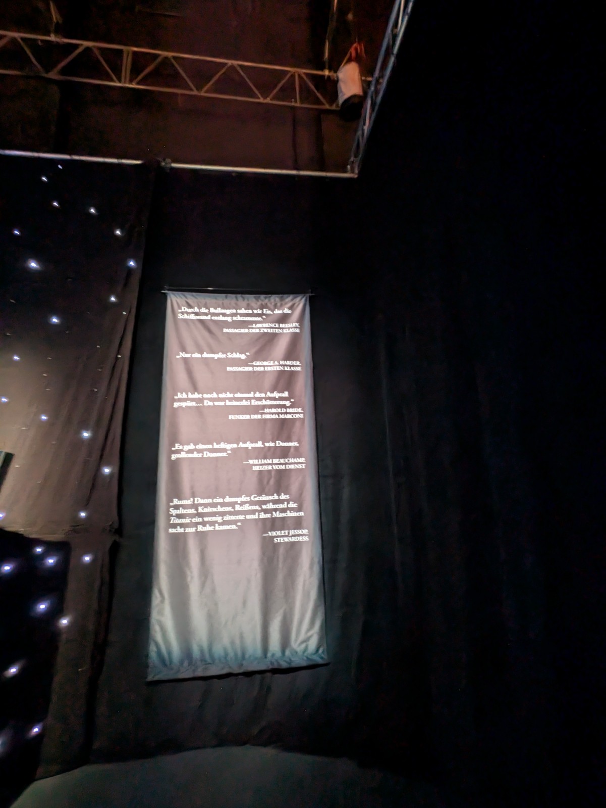 PXL 20241217 114327682.NIGHT